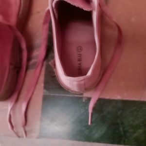 A Pink Colour Casual Shoes