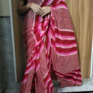 Used Saree With Malti Colour In Lehriya