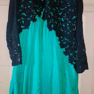 Beautiful Heavy Gown Size L