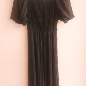 ! Pleated Design Black Straight Fit Maxi Dre