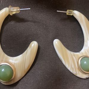 Good Quality Light Weight Earrings