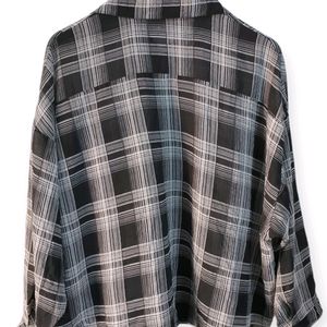 Black Plaid Shirt (Woman)