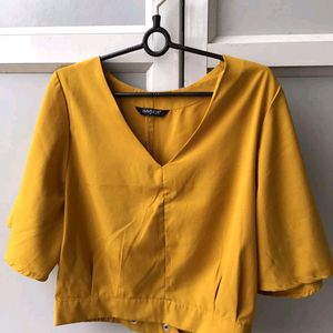 Harpa Casual Regular Sleeves Yellow Crop Top