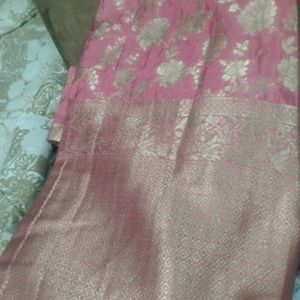 Beautiful Dupatta Soft Fabric Banarsi