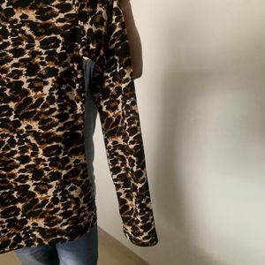 Only Wore Once Animal Print Full Sleeves T Shirt