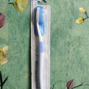 Sensodyne Effective And Gentle Cleaning Toothbrush