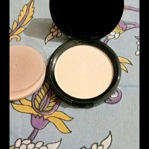 Maybelline New York Compact