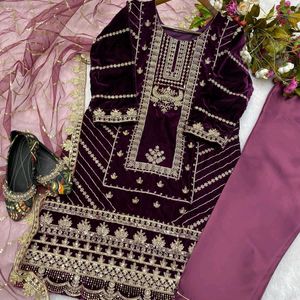 Pakistani Velvet Suit Set All Suve Available 💗