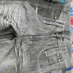 Grey Baggy Jeans Waist Is 26-28 Inch Approx. Size - S