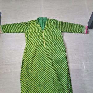 Green Kurti