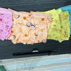 Newborn Innerwear 8 Bloomer And 1 Banyan Set