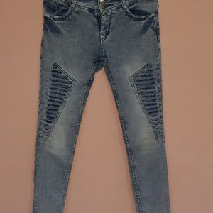 SkinFit Ice Blue Jeans