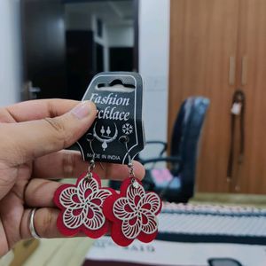 Red Flower Earnings