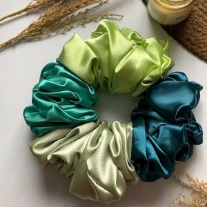 10 New Trending Scrunchies