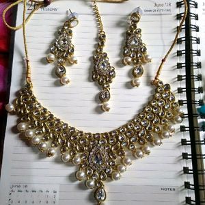 JEWELLERY SET