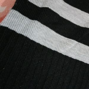 Black And White Women Sweater