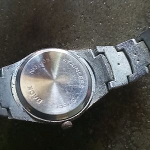 A Stainless Steel Ladies Wrist Watch