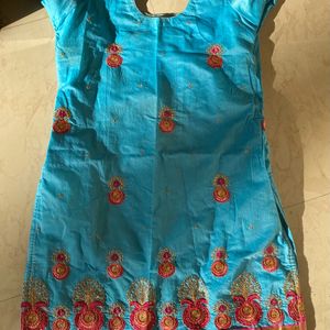 Kurthi Set For Festival