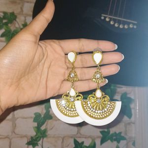 White Jhumka