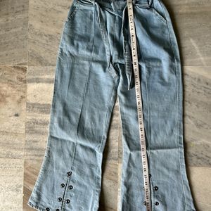 BLUE FLARE JEANS