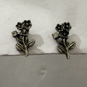 Silver Oxidised Flower Earrings