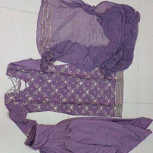 Woman Kurta Salwar With Dupatta