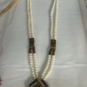 Pearl Necklace