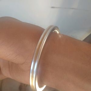 Hath Mein Pahnane Ka K Bracelet