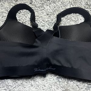 Victoria Secret Knockout Front-close Sports Bra