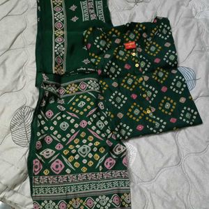 Dark Green Kurti With Dupatta 😍💕