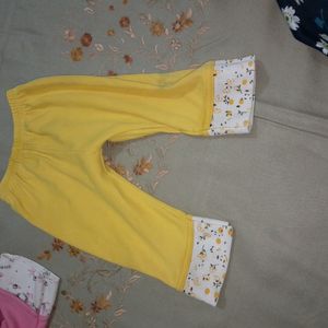 4 Cotton Bottoms And 1 Woolen Clothing Set For 6-9