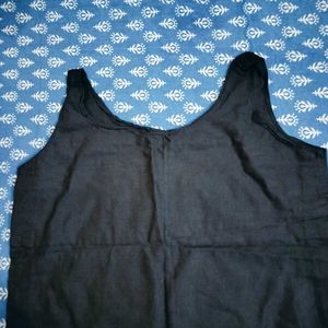 This is my black top of L size.