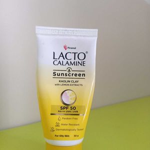 Lacto Calamine Sunscreen Spf 50