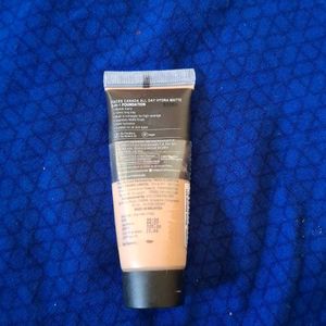 Faces Canada All Day Hydra Matte Foundation