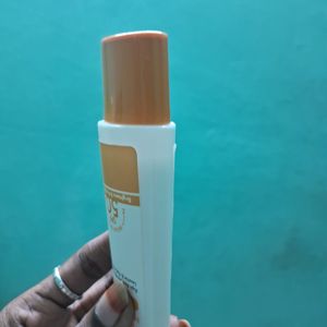 Wishcare Vitamin C Pure Glow Milk Sunscreen