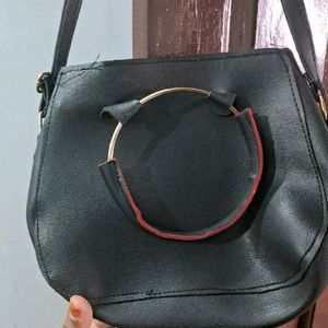 4 Different  Design & Colour  Slingbag