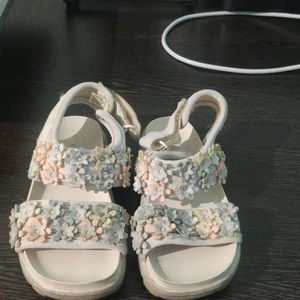 Zara Kids Flower Sandals US Size 6.5 Inch