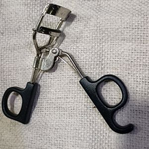 Eyelash Curler With Cushion