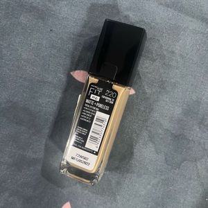 Maybelline NY Liquid Foundation, 220 Natural Beige