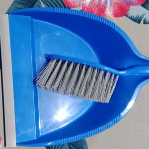 Dust Pan With Brush