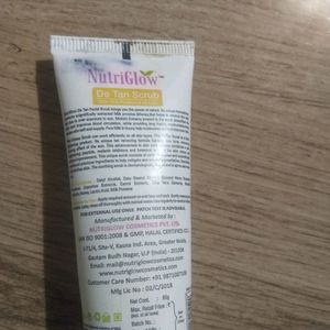 Nutriglow De Tan Scrub Pack Of 1