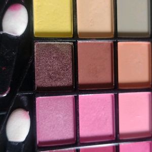 Eyeshadow Palette Unused