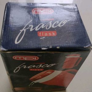 Frasco Flask With Vaccum lid Steel Base Inside