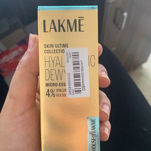 Lakme Hyluronic Acid Serum