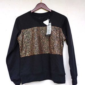 M Size New With Tag Glimmering Sweatshirt