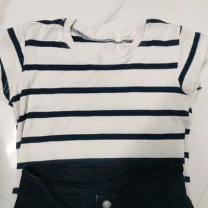 Printresty Black & White STRIP TOP