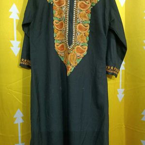 Kashmiri Kurti