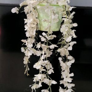 Set 2 Hanging White Flower & FlowerPot