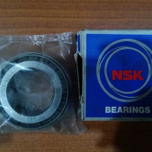 NSK Roller bearing HR32210J