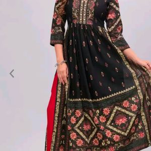 Women Black Kurti Pant Set